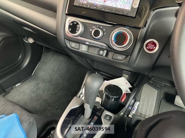 Honda FIT 2013-11 7327047-16