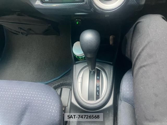 Honda FIT 2010-03 7357748-16