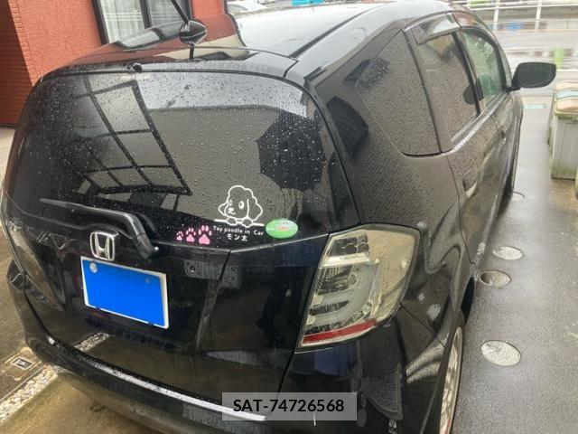 Honda FIT 2010-03 7357748-4