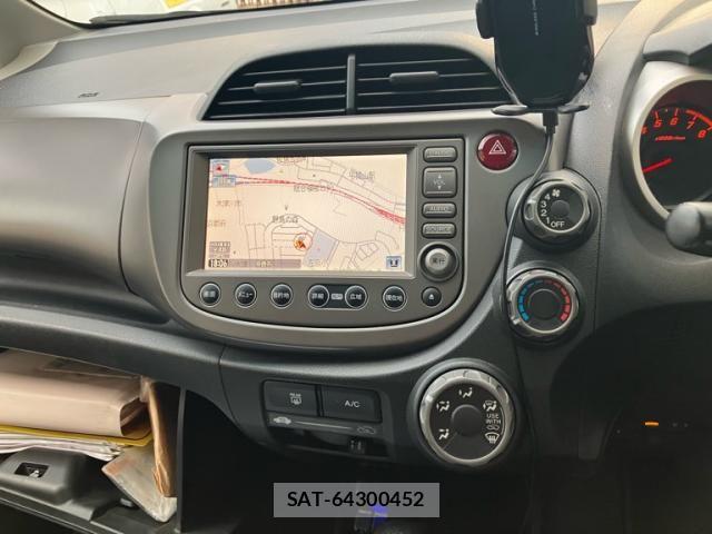 Honda FIT 2009-09 7357755-10