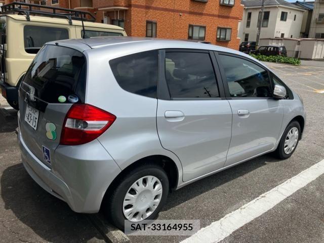 Honda FIT 2012-02 7357747-2