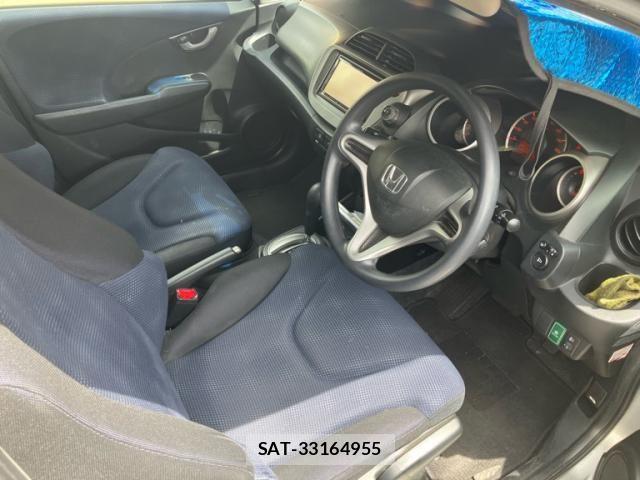 Honda FIT 2012-02 7357747-4