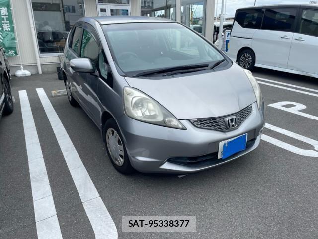 Honda FIT 2009-10 7357754-0