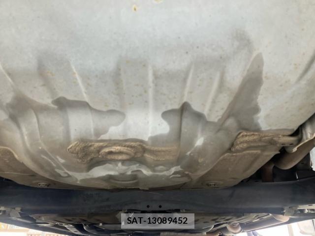 Honda FIT 2012-01 7357758-11