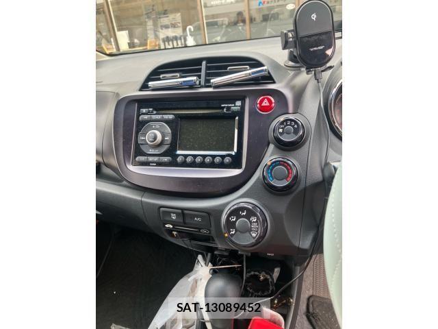 Honda FIT 2012-01 7357758-20