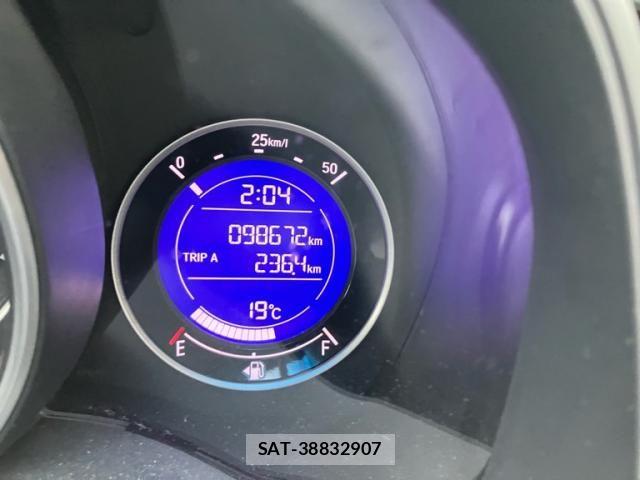Honda FIT 2014-03 7357741-15
