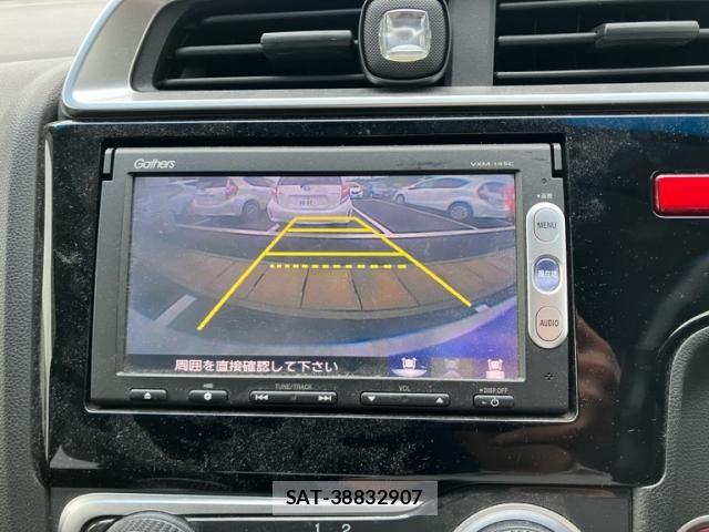 Honda FIT 2014-03 7357741-16