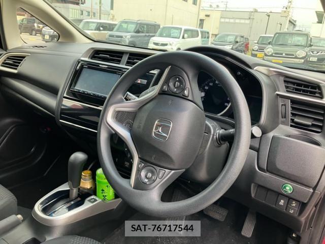 Honda FIT 2018-11 7357742-10
