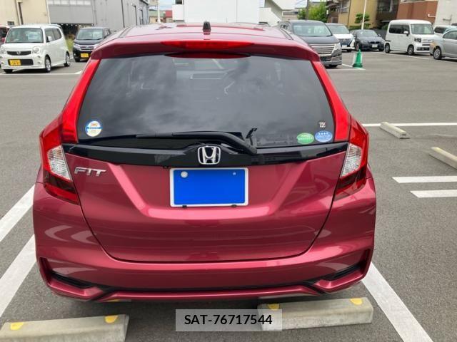 Honda FIT 2018-11 7357742-3