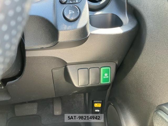 Honda FIT 2011-07 7357751-21