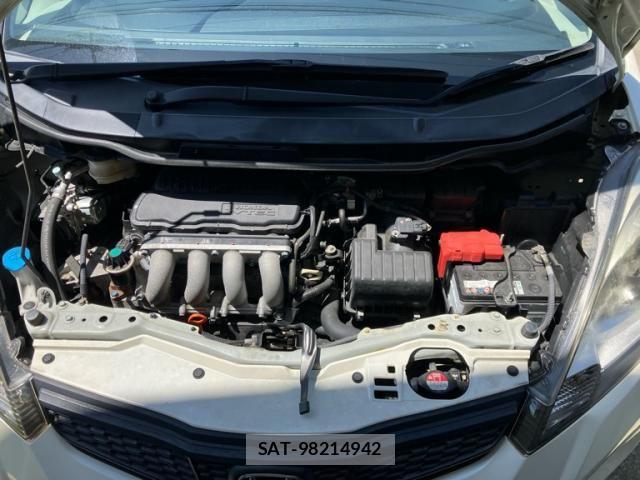 Honda FIT 2011-07 7357751-24