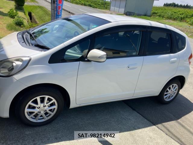 Honda FIT 2011-07 7357751-2