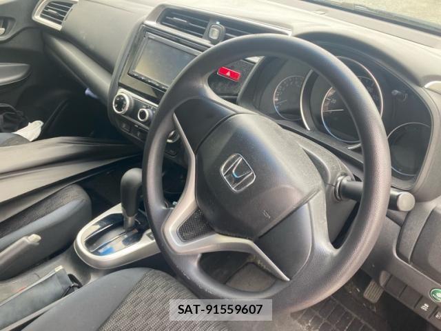 Honda FIT 2014-01 7357745-9