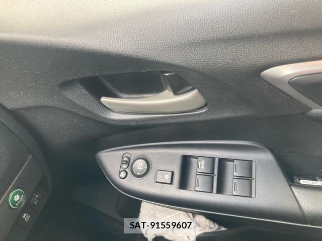 Honda FIT 2014-01 7357745-17