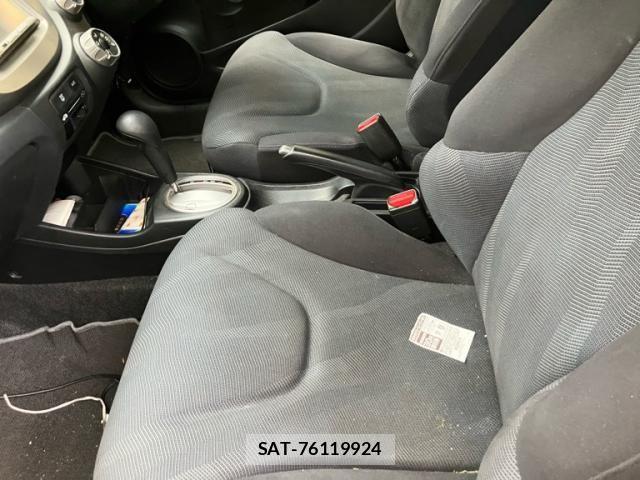 Honda FIT 2009-09 7357749-9