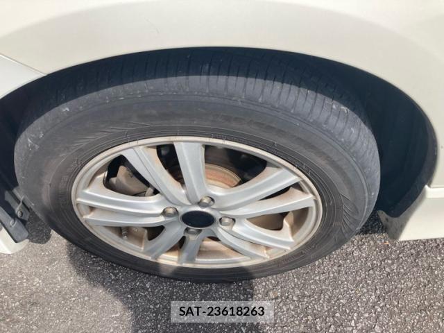 Honda FIT 2009-08 7392140-9