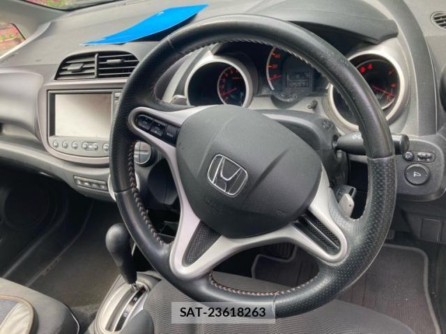Honda FIT 2009-08 7392140-14