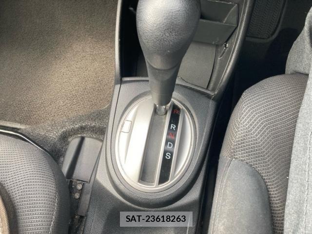 Honda FIT 2009-08 7392140-16