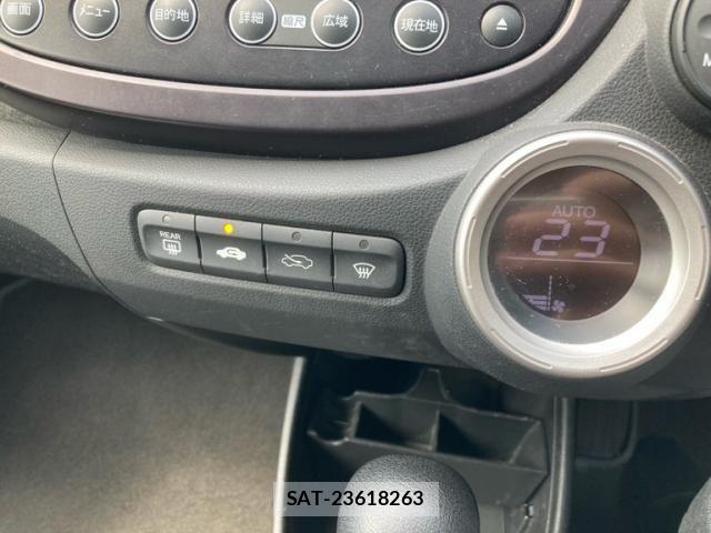 Honda FIT 2009-08 7392140-17