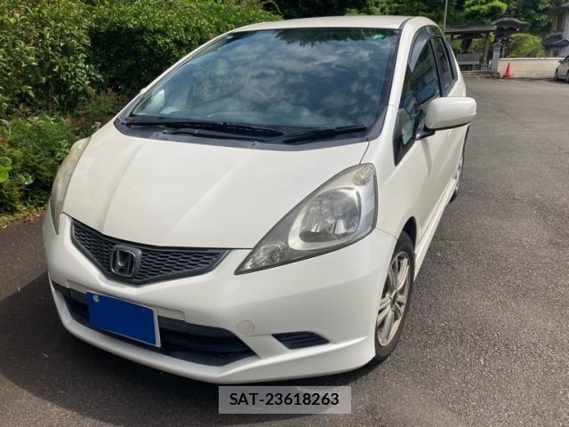 Honda FIT 2009-08 7392140-1