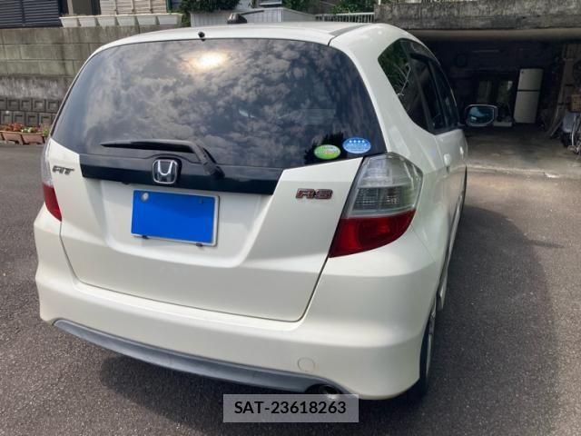 Honda FIT 2009-08 7392140-2