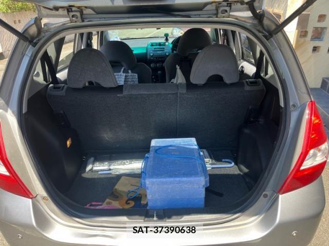 Honda FIT 2003-06 7392150-11