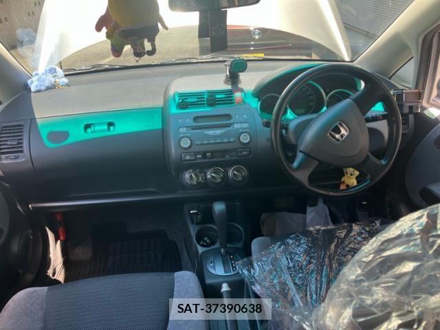 Honda FIT 2003-06 7392150-20