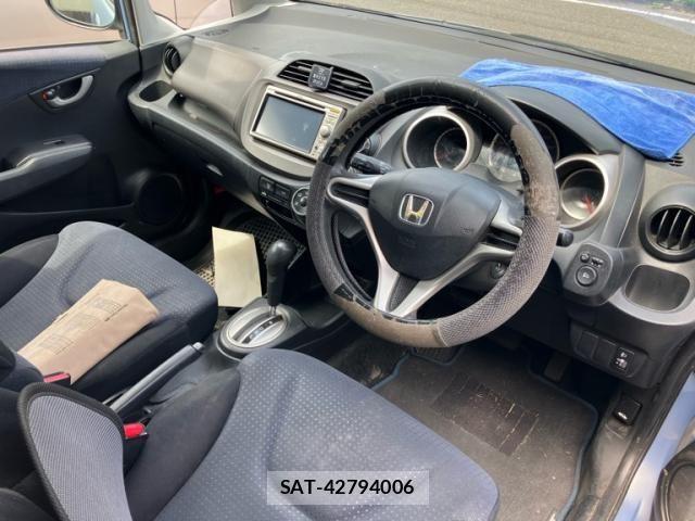 Honda FIT 2007-10 7392148-16