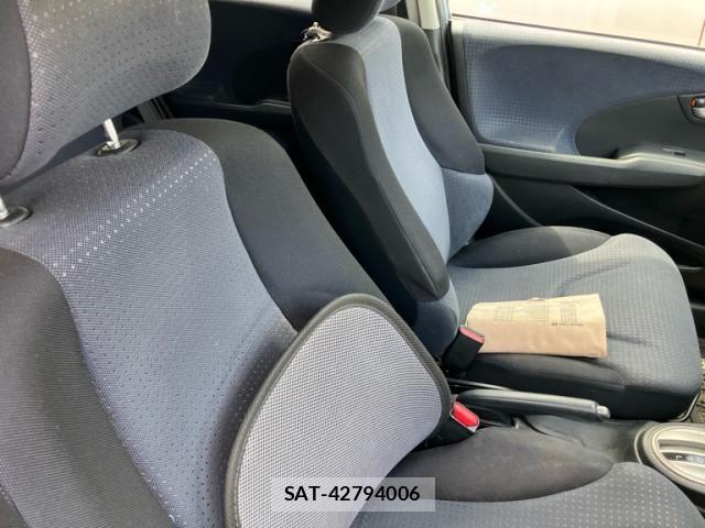 Honda FIT 2007-10 7392148-17