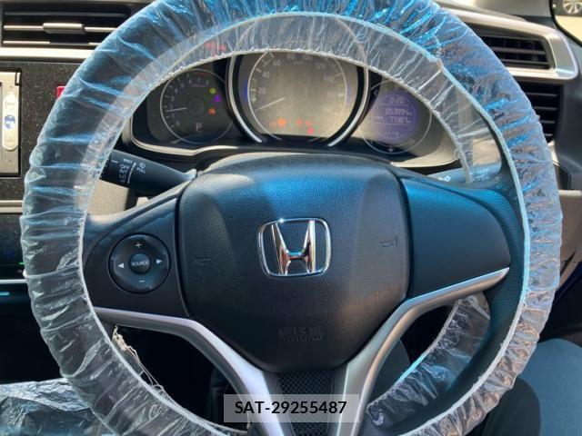 Honda FIT 2015-02 7392139-15