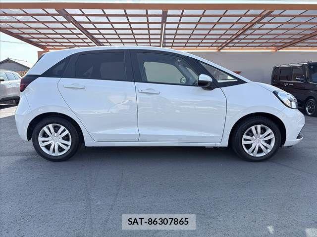 Honda FIT 2024-05 7392134-11