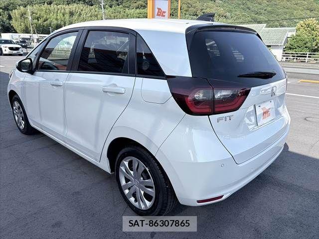 Honda FIT 2024-05 7392134-14