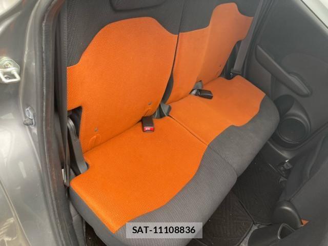 Honda FIT 2011-03 7392138-8