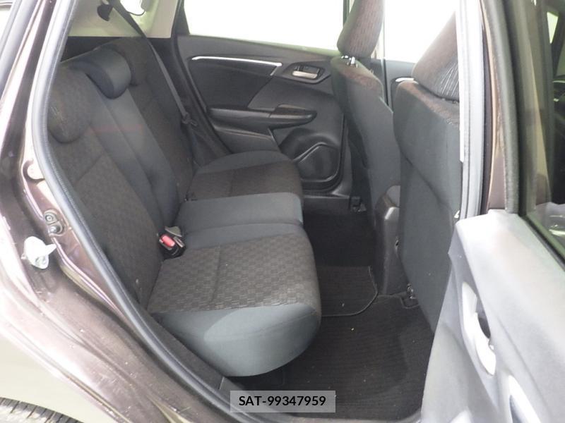 Honda FIT 2016-04 7444390-4
