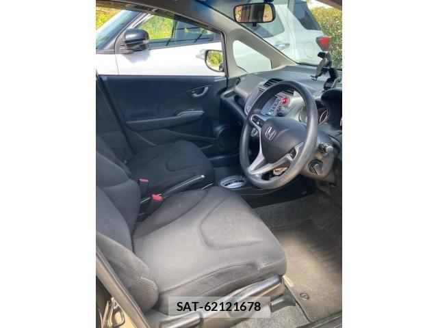 Honda FIT 2011-10 7454301-8