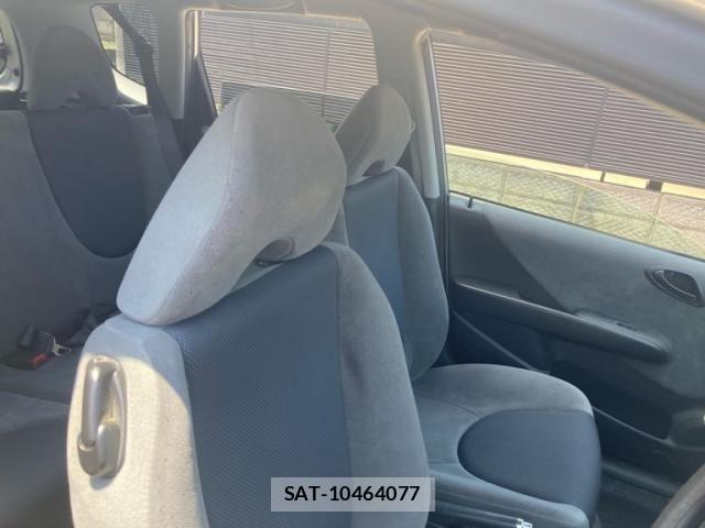 Honda FIT 2007-12 7454292-6