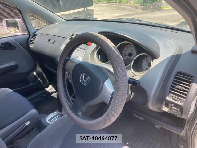 Honda FIT 2007-12 7454292-8