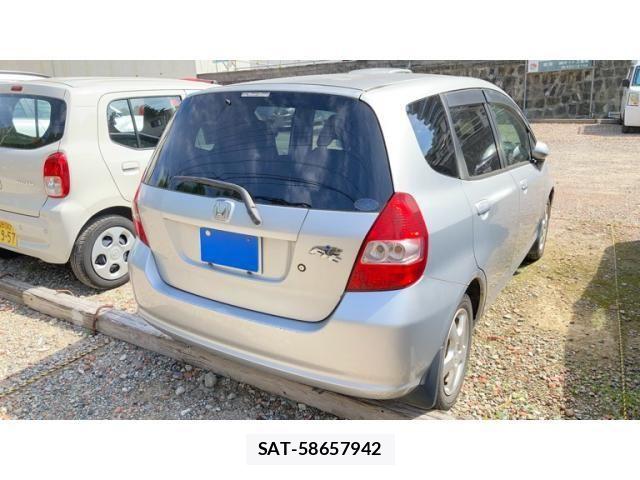 Honda FIT 2002-11 7454303-5