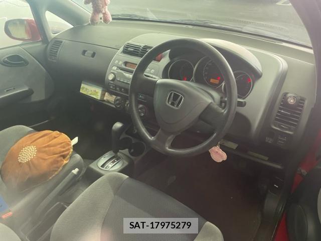 Honda FIT 2003-09 7454306-13