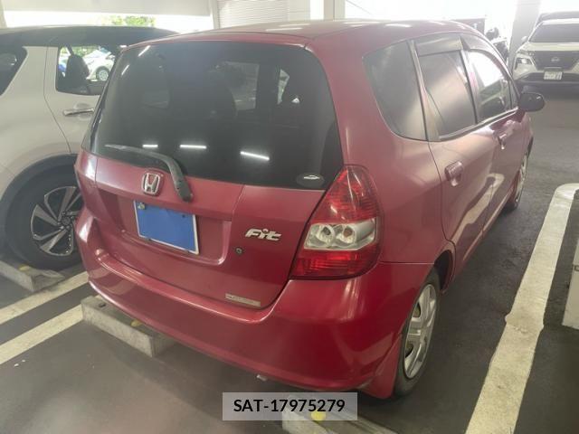 Honda FIT 2003-09 7454306-2