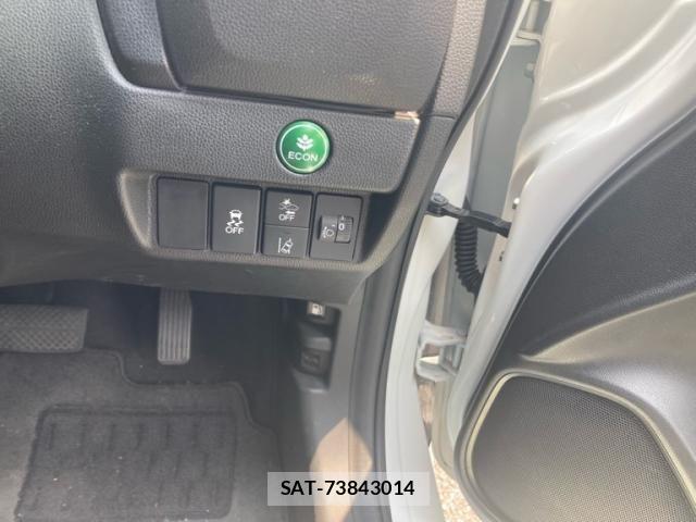 Honda FIT 2019-09 7454276-16