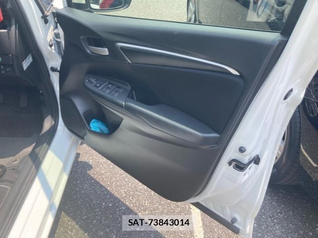 Honda FIT 2019-09 7454276-17