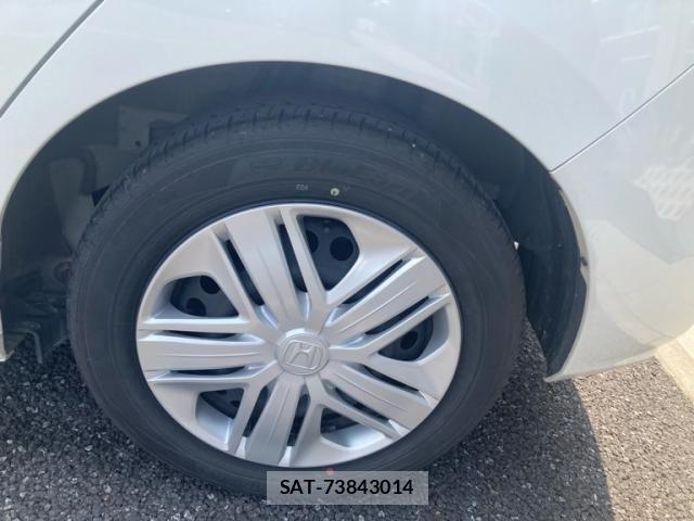 Honda FIT 2019-09 7454276-7