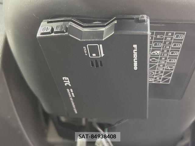 Honda FIT 2017-02 7454279-6