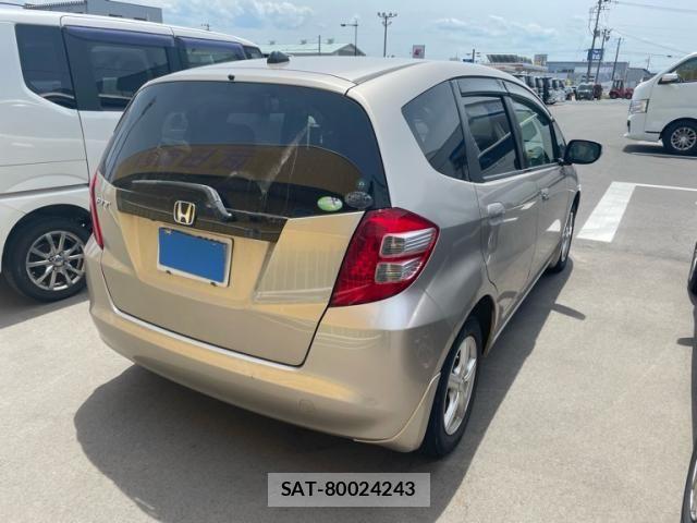Honda FIT 2009-07 7454304-2