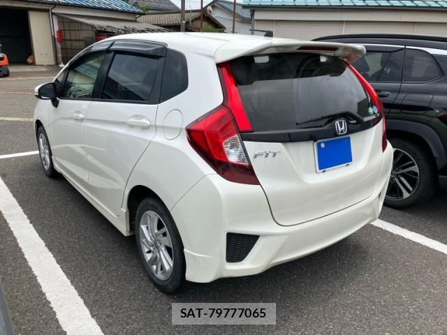 Honda FIT 2013-11 7500574-5