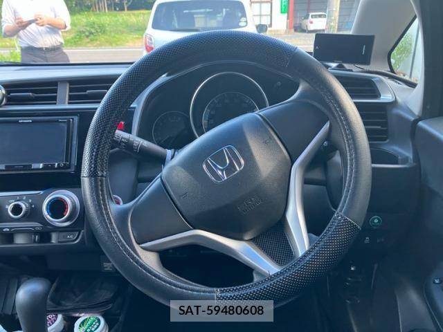 Honda FIT 2013-12 7500577-12