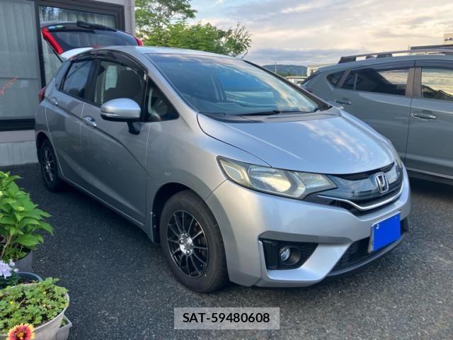 Honda FIT 2013-12 7500577-2