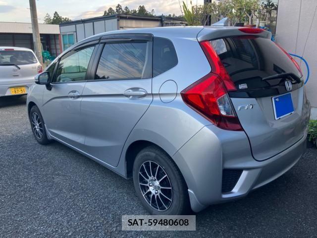 Honda FIT 2013-12 7500577-4