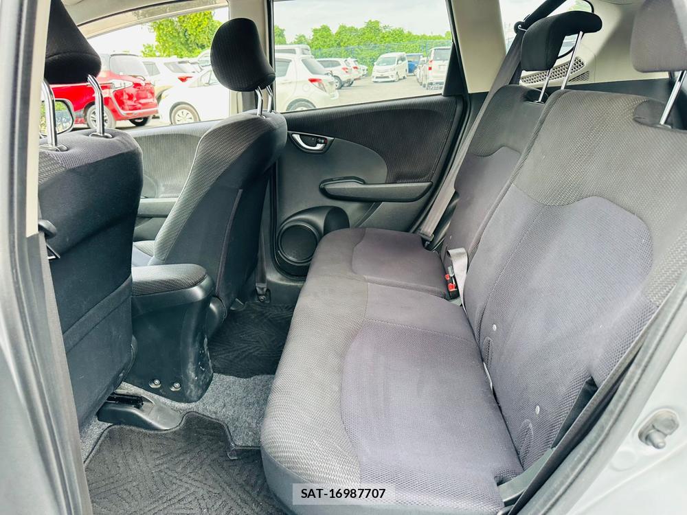 Honda FIT 2011 7238513-9